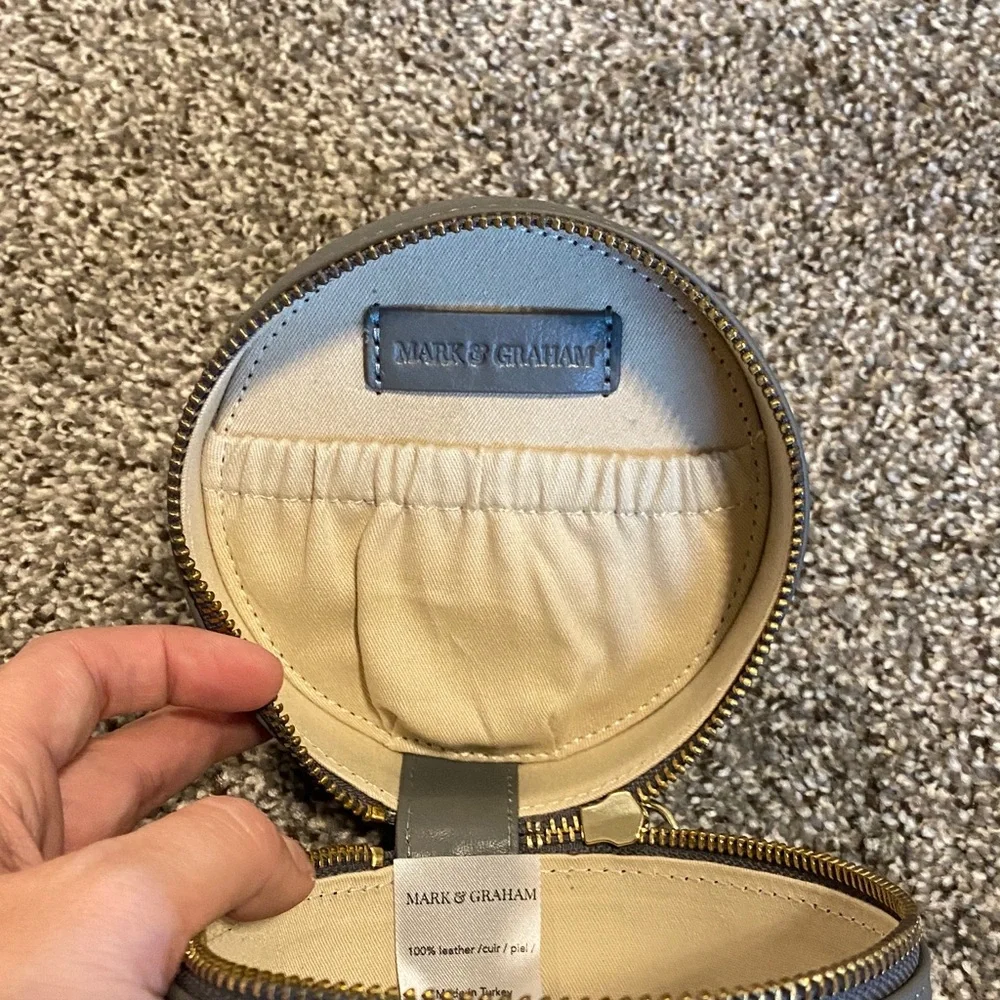 Mark & Graham Gray Leather Jewelry Case